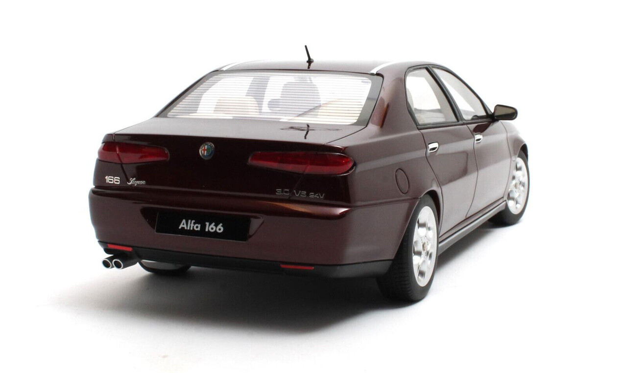 Alfa Romeo Alfa Romeo 166 3.0 V6 24v Super 1998 - 1:18 - Cult Scale Models