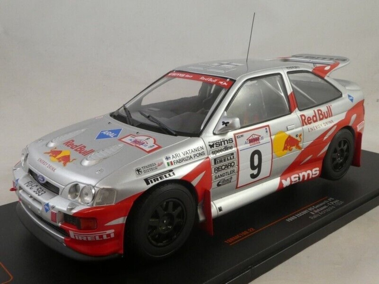 Ford Ford Escort RS Cosworth #9 Rally WM Rally Acropolis 1994 'Red Bull' - 1:18 - IXO Models