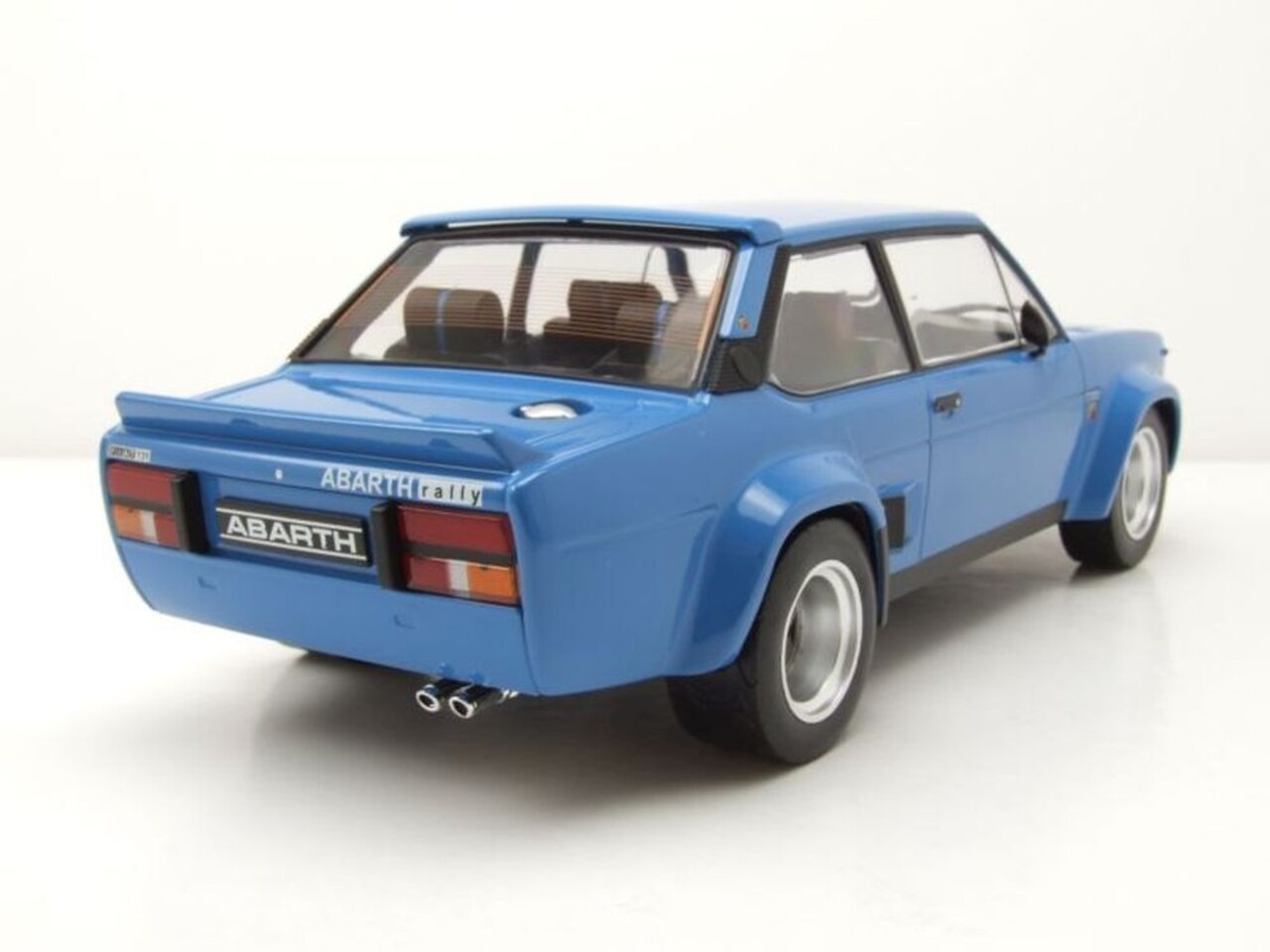Fiat Fiat 131 Abarth  1980 - 1:18 - IXO Models Fiat Fiat 131 Abarth  1980 - 1:18 - IXO Models