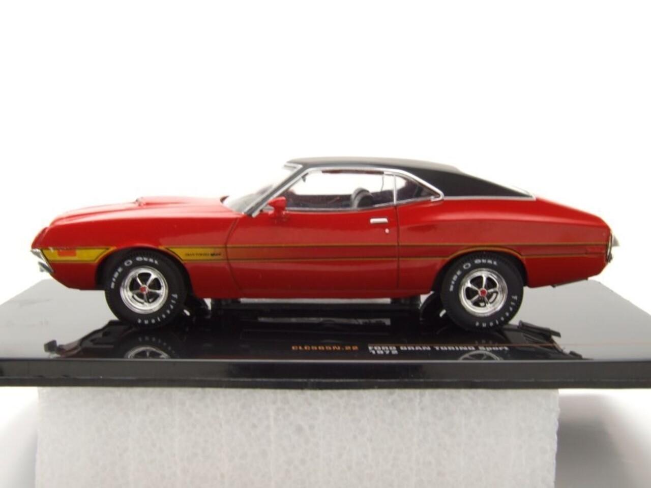Ford Ford Gran Torino Sport 1972 - 1:43 - IXO Models Ford Ford Gran Torino Sport 1972 - 1:43 - IXO Models