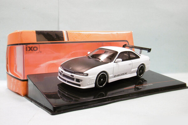 Nissan Nissan 240 SX (S14) 1997 - 1:43 - IXO Models Nissan Nissan 240 SX (S14) 1997 - 1:43 - IXO Models