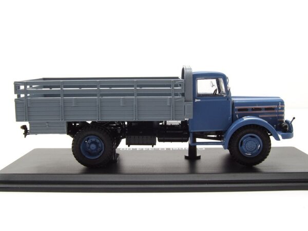 Csepel Csepel D-344.00 Flatbed Truck  - 1:43 - Premium ClassiXXs