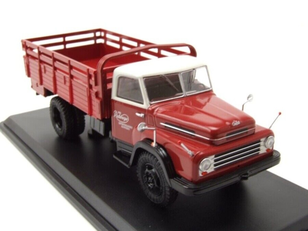 Csepel Csepel D-450 Flatbed Truck VEB Radeberger - 1:43 - Premium ClassiXXs Csepel Csepel D-450 Flatbed Truck VEB Radeberger - 1:43 - Premium ClassiXXs
