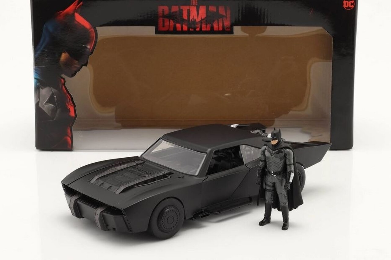 Movie Memorabilia Batmobile + Batman (+ Lights) - 1:18 - Jada Toys