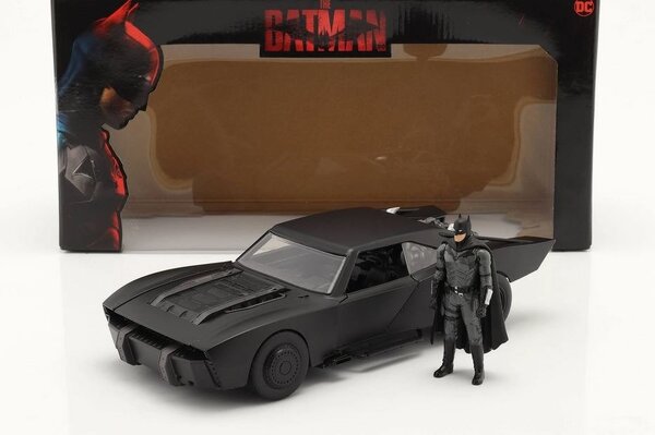Movie Memorabilia Batmobile + Batman (+ Lights) - 1:18 - Jada Toys