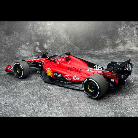 Formule 1 Ferrari  SF-23 #16 4th GP Singapore 2023 C.Leclerc + Showcase  - 1:18 - BBR