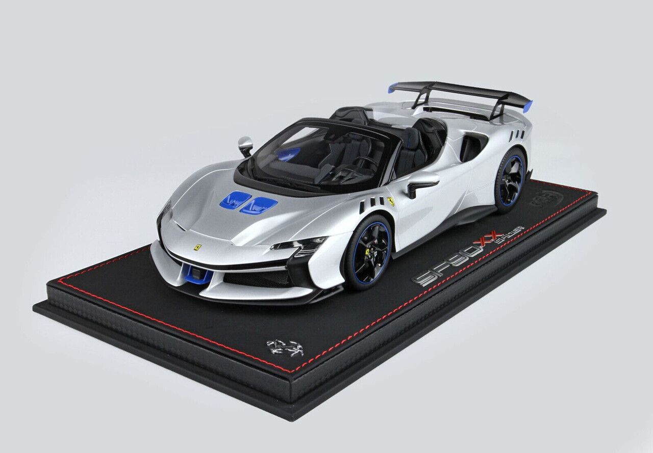 Ferrari Ferrari SF90 XX Stradale Spider 2024 + Showcase - 1:18 - BBR Ferrari Ferrari SF90 XX Stradale Spider 2024 + Showcase - 1:18 - BBR