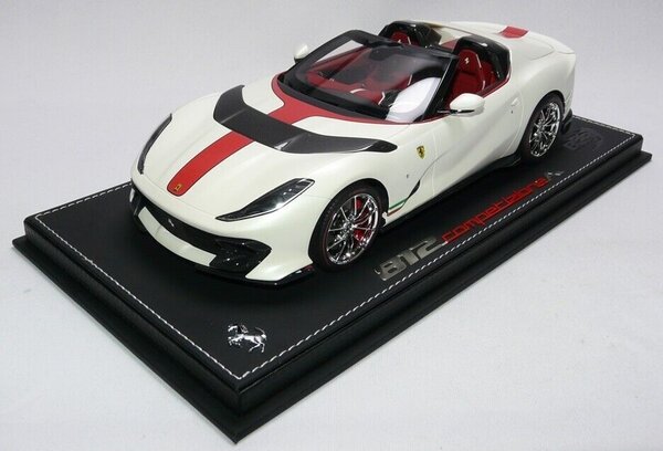 Ferrari Ferrari 812 Competizione A Spider 2022 + Showcase - 1:18 - BBR Ferrari Ferrari 812 Competizione A Spider 2022 + Showcase - 1:18 - BBR
