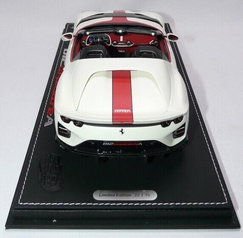 Ferrari Ferrari 812 Competizione A Spider 2022 + Showcase - 1:18 - BBR Ferrari Ferrari 812 Competizione A Spider 2022 + Showcase - 1:18 - BBR