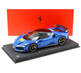 Ferrari Ferrari SF90 XX Stradale 2024 + Showcase - 1:18 - BBR Ferrari Ferrari SF90 XX Stradale 2024 + Showcase - 1:18 - BBR