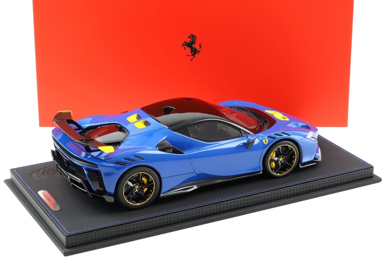 Ferrari Ferrari SF90 XX Stradale 2024 + Showcase - 1:18 - BBR