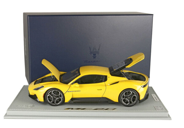 Maserati Maserati MC20 Gloss Black Roof 2020 - 1:18 - BBR Maserati Maserati MC20 Gloss Black Roof 2020 - 1:18 - BBR