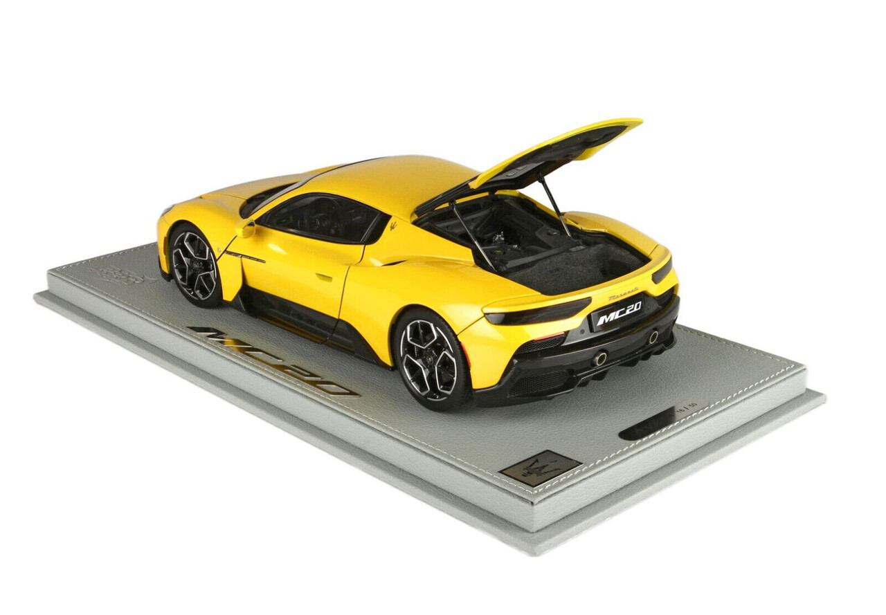 Maserati Maserati MC20 Gloss Black Roof 2020 - 1:18 - BBR Maserati Maserati MC20 Gloss Black Roof 2020 - 1:18 - BBR