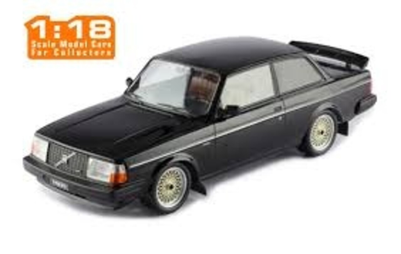 Volvo Volvo 240 Turbo 'Custom' 1983 - 1:18 - IXO Models