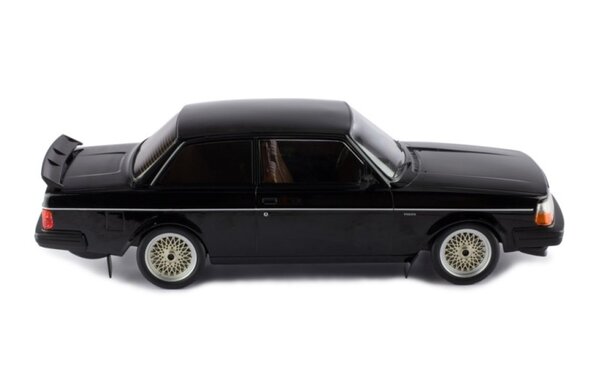 Volvo Volvo 240 Turbo 'Custom' 1983 - 1:18 - IXO Models