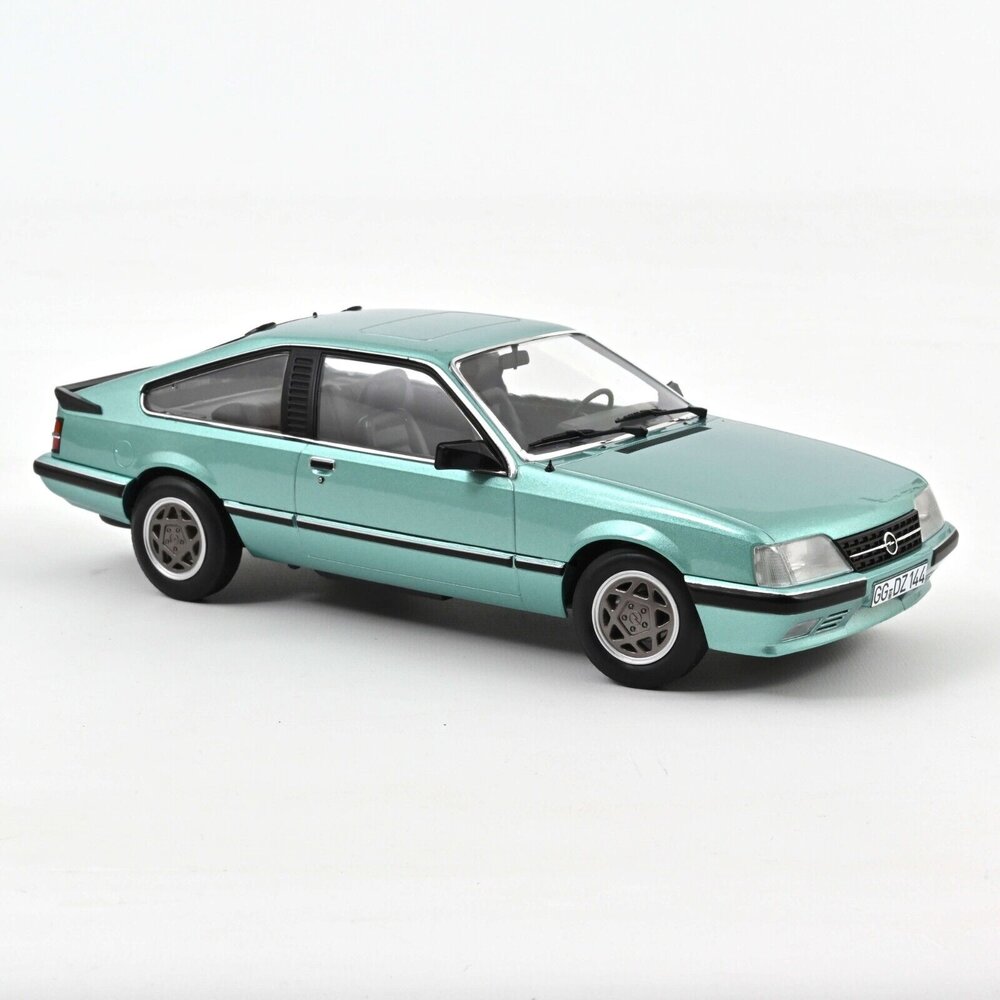 Opel Opel Monza 2.5 E 1983 - 1:18 - Norev