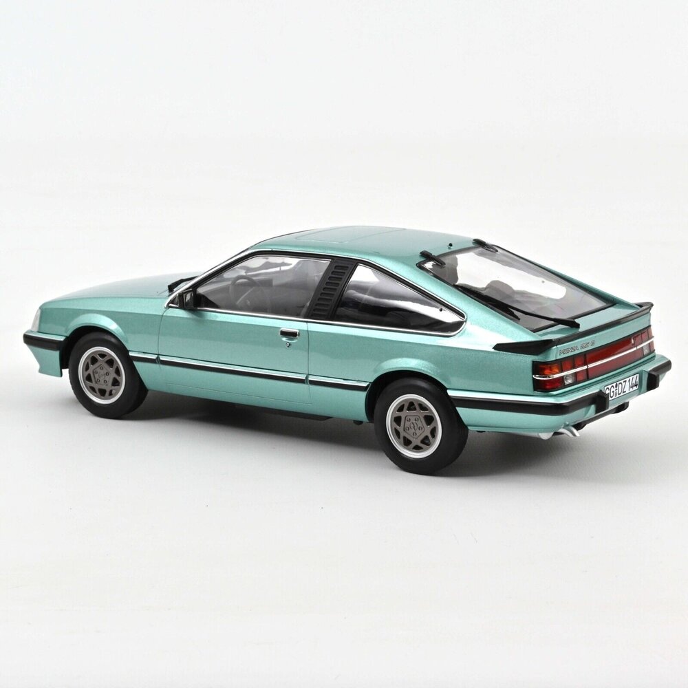 Opel Opel Monza 2.5 E 1983 - 1:18 - Norev