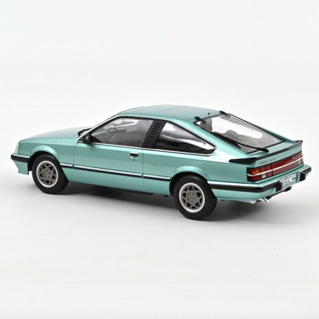 Opel Opel Monza 2.5 E 1983 - 1:18 - Norev
