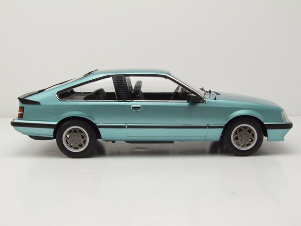 Opel Opel Monza 2.5 E 1983 - 1:18 - Norev