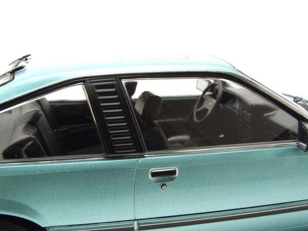 Opel Opel Monza 2.5 E 1983 - 1:18 - Norev