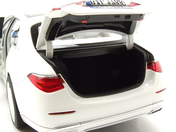 Mercedes-Benz Mercedes Maybach S 680 4Matic 2021 - 1:18 - Norev