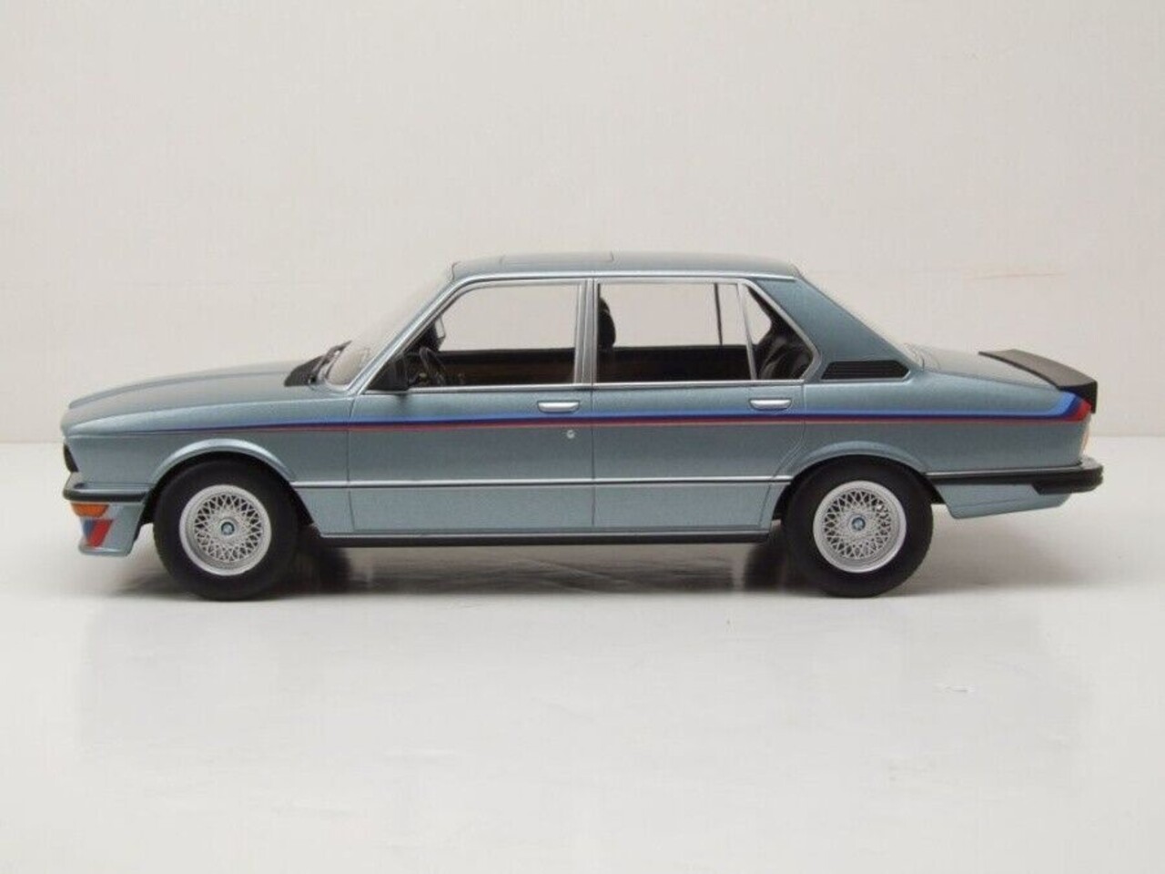 BMW BMW M535i 1980 - 1:18 - Norev BMW BMW M535i 1980 - 1:18 - Norev