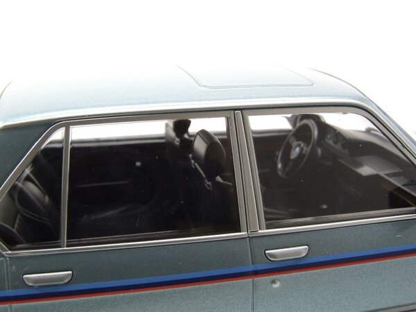 BMW BMW M535i 1980 - 1:18 - Norev BMW BMW M535i 1980 - 1:18 - Norev