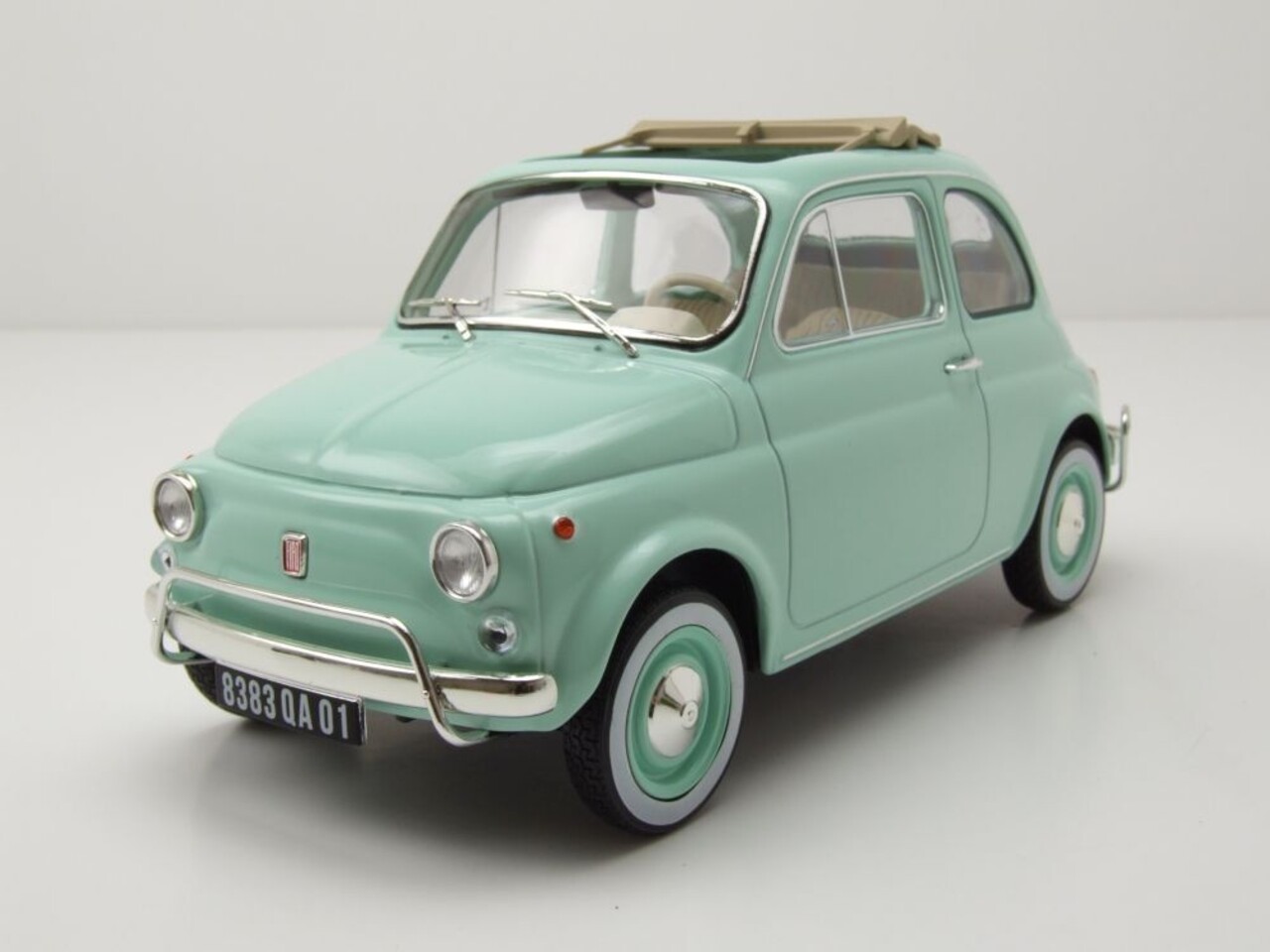 Fiat Fiat 500L 1968 (Birth Packaging) - 1:18 - Norev