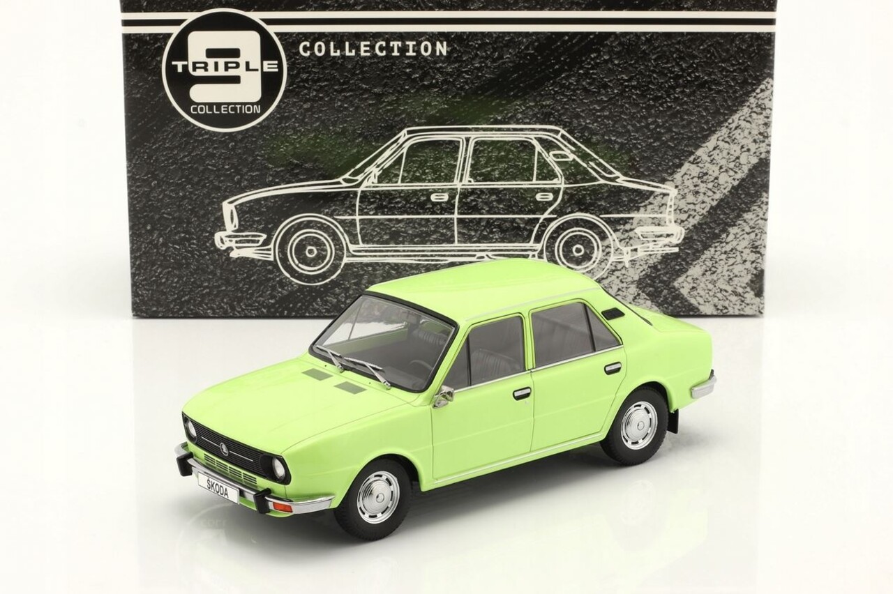 Skoda Škoda 105L - 1:18 - Triple 9 Collection Skoda Škoda 105L - 1:18 - Triple 9 Collection