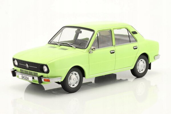 Skoda Škoda 105L - 1:18 - Triple 9 Collection Skoda Škoda 105L - 1:18 - Triple 9 Collection
