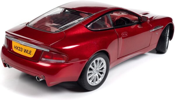 Aston Martin Aston Martin V12 Vanquish 2005 - 1:18 - Auto World
