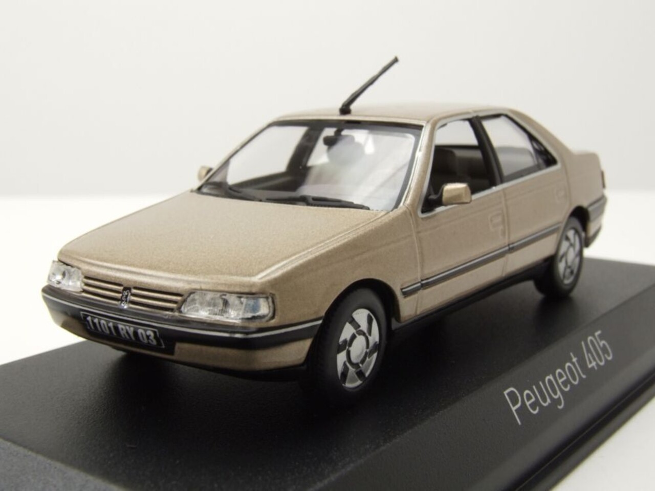 Peugeot Peugeot 405 SRi 1991 - 1:43 - Norev Peugeot Peugeot 405 SRi 1991 - 1:43 - Norev