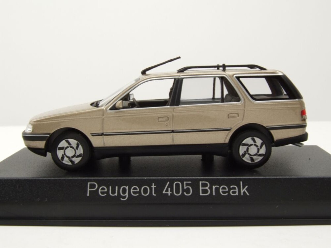 Peugeot Peugeot 405 Break 1991 - 1:43 - Norev