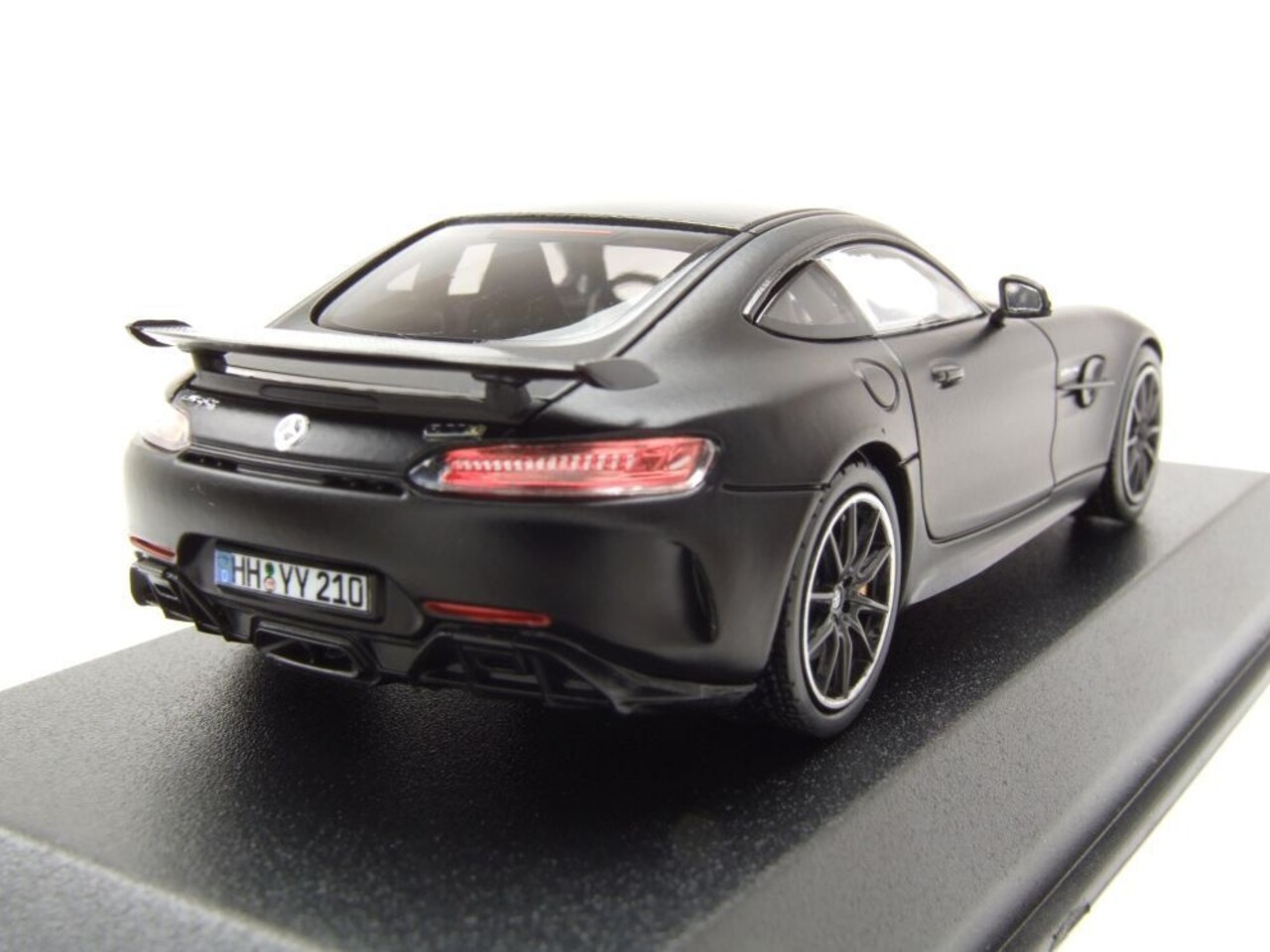 Mercedes-Benz Mercedes-Benz AMG GT-R 2019 - 1:43 - Norev