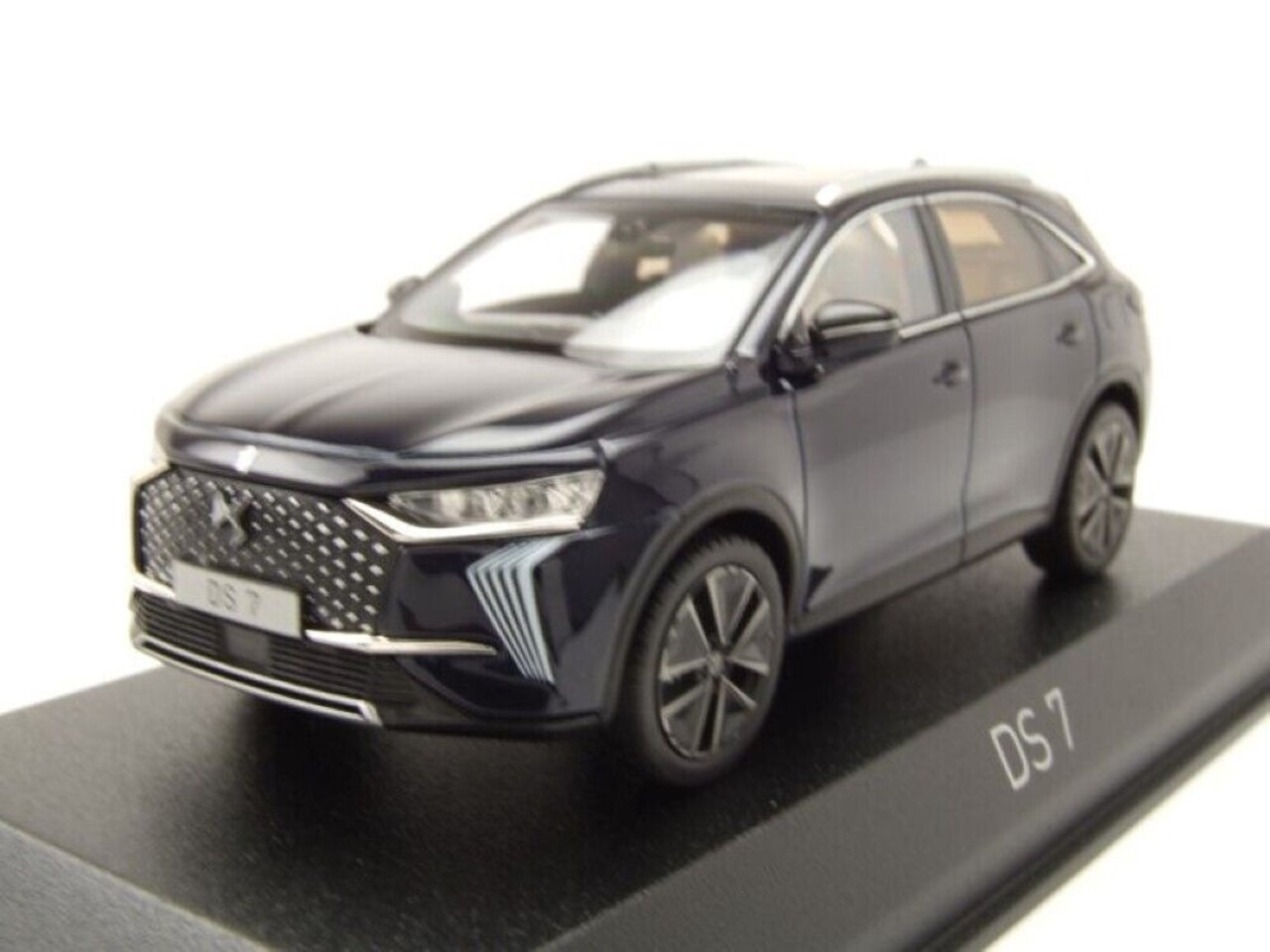 DS DS 7 2022 - 1:43 - Norev