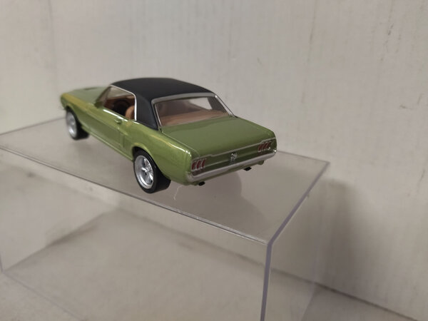 Ford Ford Mustang Coupé 1968 - 1:43 - Norev Ford Ford Mustang Coupé 1968 - 1:43 - Norev