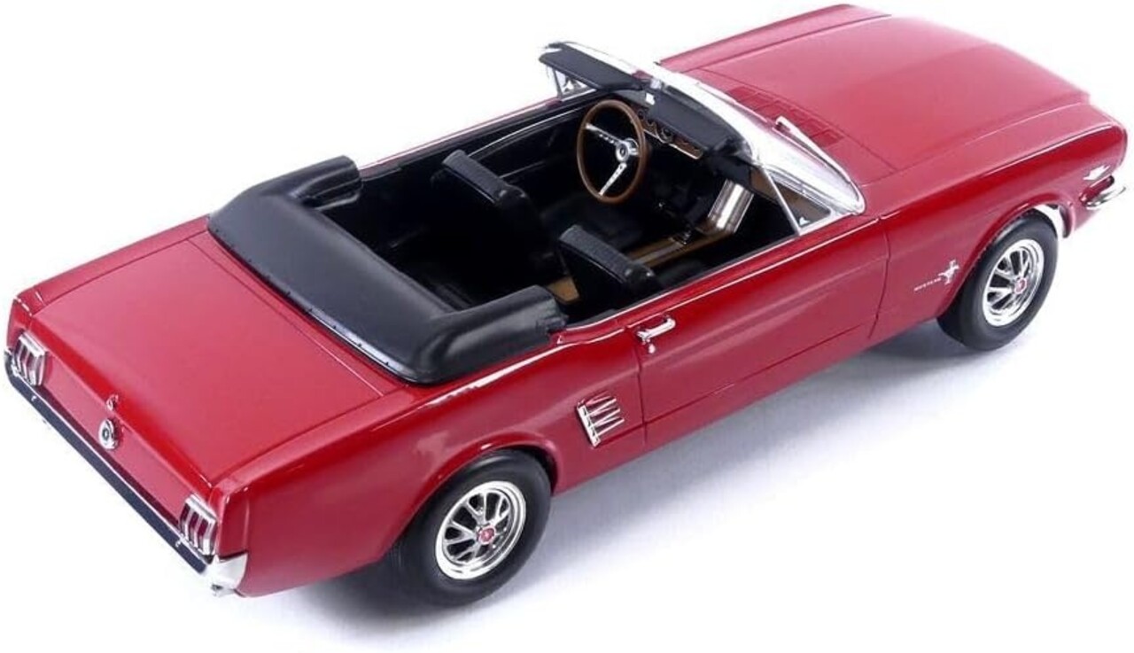 Ford Ford Mustang Convertible 1966 - 1:18 - Norev Ford Ford Mustang Convertible 1966 - 1:18 - Norev