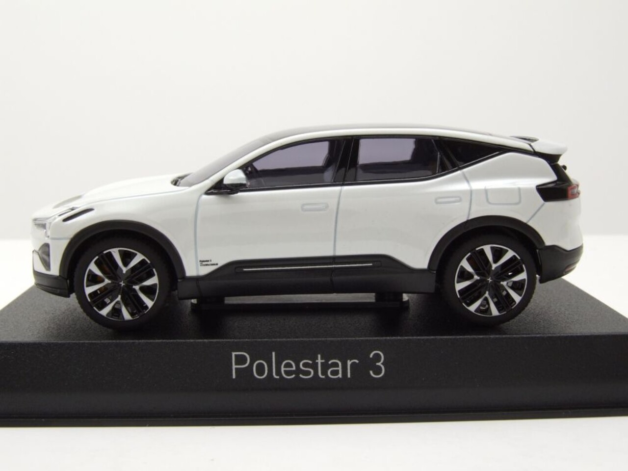 Polestar Polestar 3 2024  - 1:43 - Norev Polestar Polestar 3 2024  - 1:43 - Norev