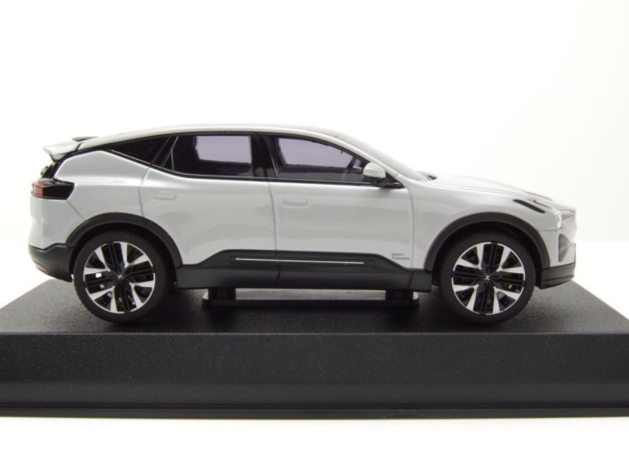 Polestar Polestar 3 2024  - 1:43 - Norev