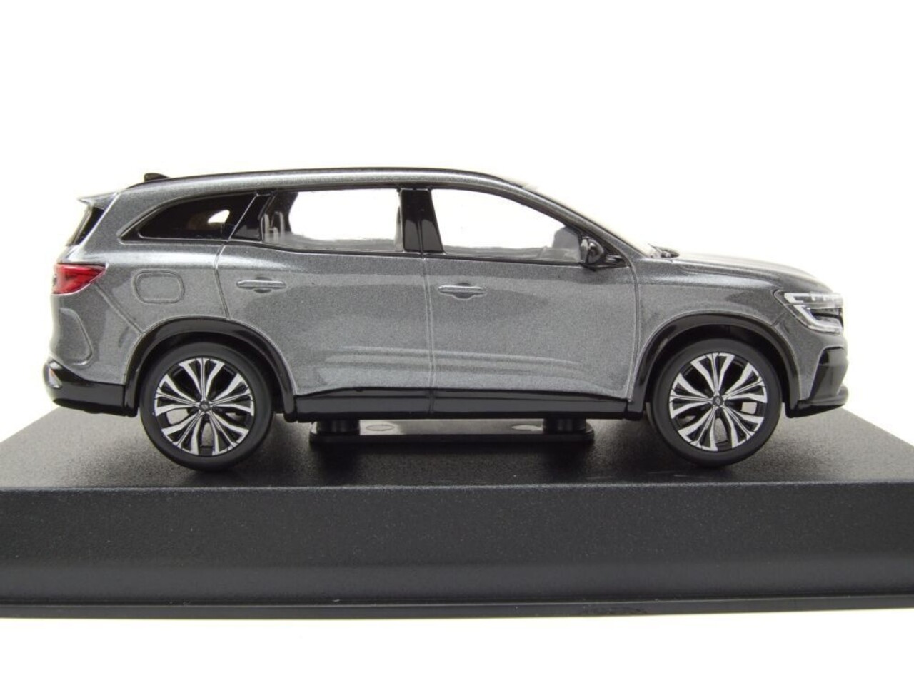 Renault Renault Espace 2023 - 1:43 - Norev Renault Renault Espace 2023 - 1:43 - Norev