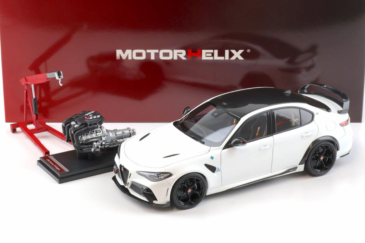 Alfa Romeo Alfa Romeo Giulia GTAm + Engine + Accessories  2021 - 1:18 - MotorHelix Alfa Romeo Alfa Romeo Giulia GTAm + Engine + Accessories  2021 - 1:18 - MotorHelix