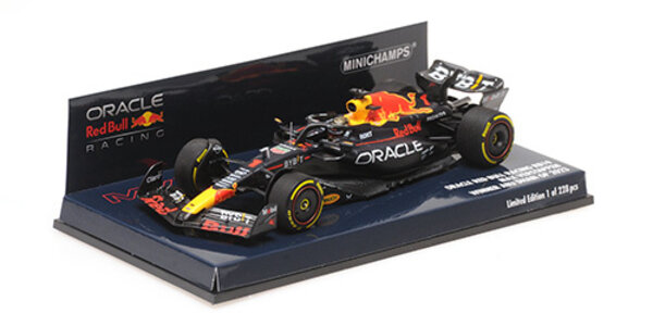 Formule 1 Oracle Red Bull Racing RB19, Verstappen, Winner Abu Dhabi GP 2023 - 1:43 - Minichamps Formule 1 Oracle Red Bull Racing RB19, Verstappen, Winner Abu Dhabi GP 2023 - 1:43 - Minichamps