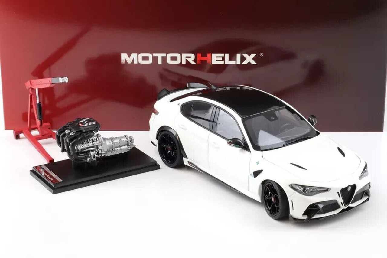 Alfa Romeo Alfa Romeo Giulia GTA + Engine + Accessories  2021 - 1:18 - MotorHelix