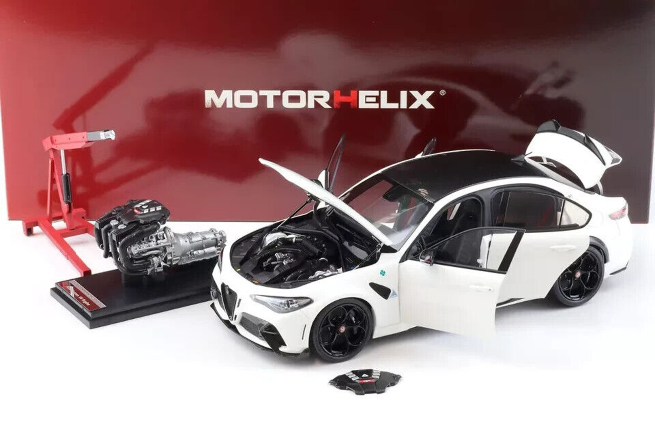 Alfa Romeo Alfa Romeo Giulia GTA + Engine + Accessories  2021 - 1:18 - MotorHelix