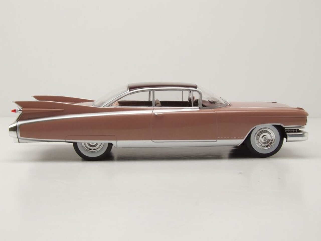 Cadillac Cadillac Eldorado Seville 1959 - 1:24 - Whitebox