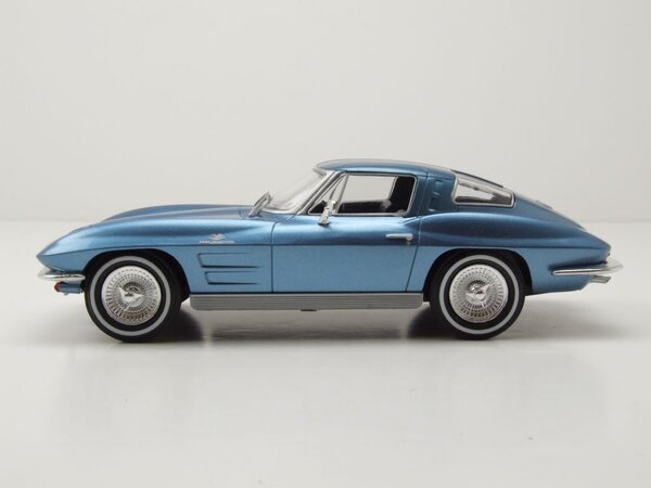 Chevrolet Chevrolet Corvette (C2) Stingray 1963 - 1:24 - Whitebox Chevrolet Chevrolet Corvette (C2) Stingray 1963 - 1:24 - Whitebox