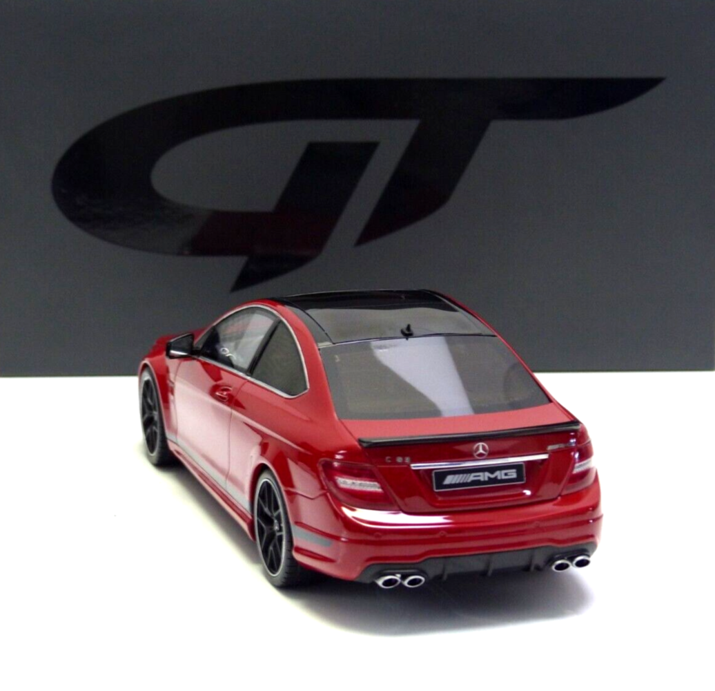 Mercedes-Benz Mercedes-Benz C63 AMG W204 Edition 507 2014 + Black Rims - 1:18 - GT Spirit Mercedes-Benz Mercedes-Benz C63 AMG W204 Edition 507 2014 + Black Rims - 1:18 - GT Spirit