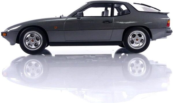 Porsche Porsche 924 S 1986 - 1:18 - KK Scale Porsche Porsche 924 S 1986 - 1:18 - KK Scale