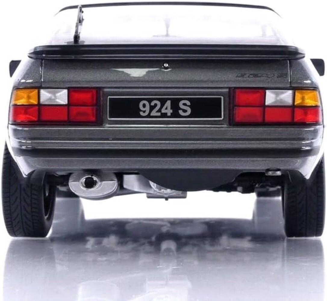Porsche Porsche 924 S 1986 - 1:18 - KK Scale Porsche Porsche 924 S 1986 - 1:18 - KK Scale