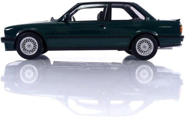 BMW BMW 325i M-Paket 1 1987 - 1:18 - KK Scale BMW BMW 325i M-Paket 1 1987 - 1:18 - KK Scale